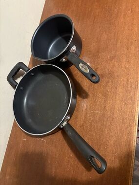 Cuisinart Black Nonstick Fry Pan and Saucepan Duo